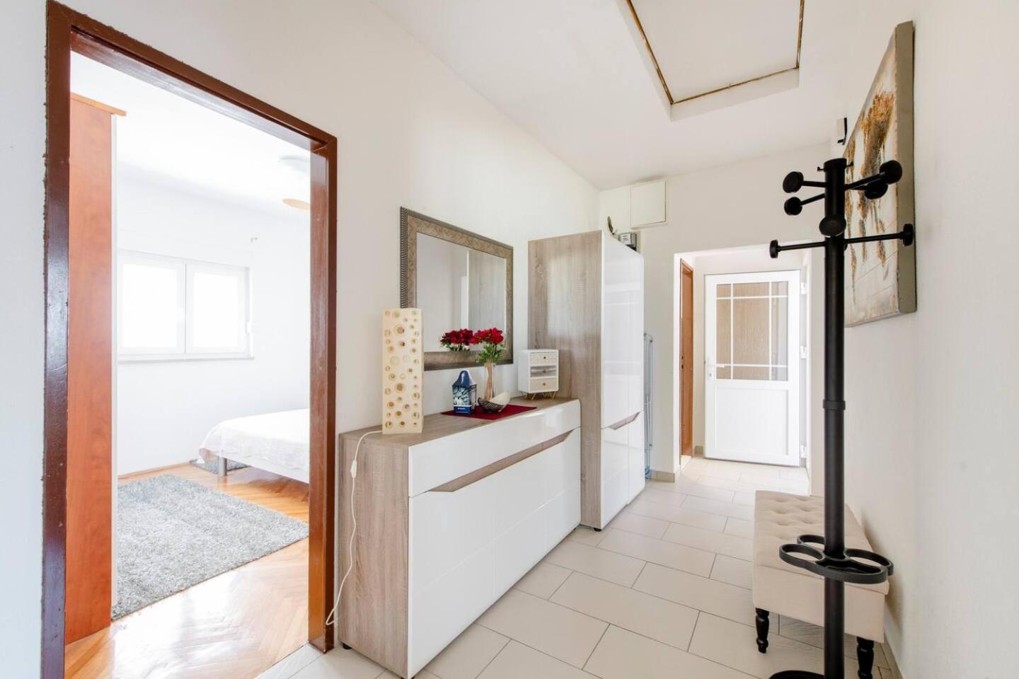 Apartman Jam Lejlighed Solin Værelse billede